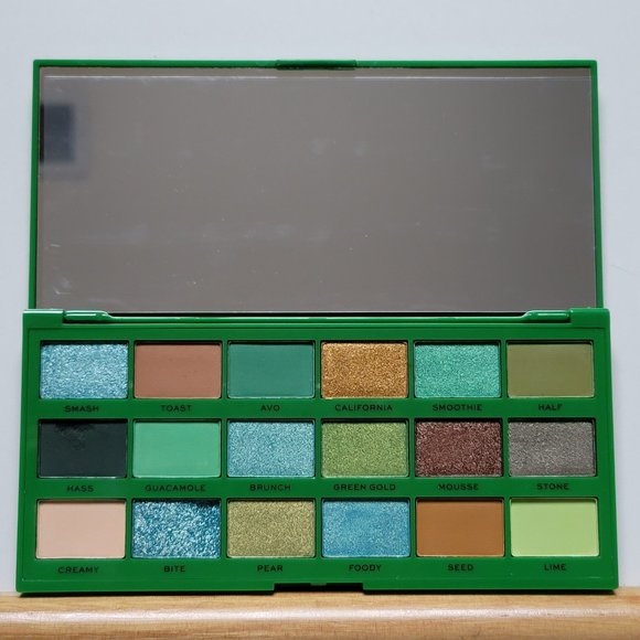 Revolution TASTY AVOCADO Palette - Picture 1 of 5